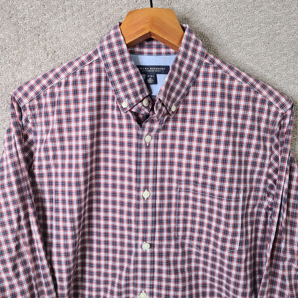 Banana Republic Shirt Mens Medium Red Plaid Soft Wash Button Down Cotton Casual